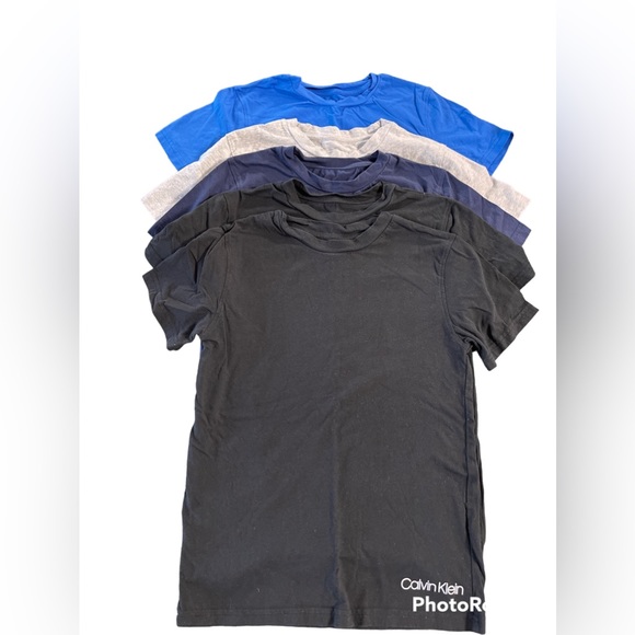 Calvin Klein 100% cotton T-shirt set 2 black, 2 blue and grey size 7/8 - Picture 1 of 9